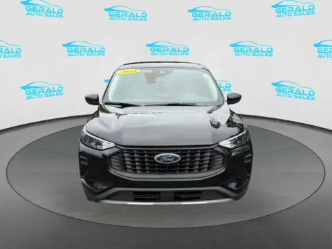Photos of 2023 Ford Escape for sale in Joliet, IL at Gerald Auto Sales