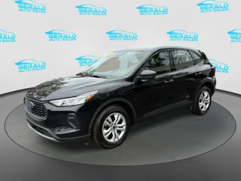 Black 2023 Ford Escape for sale in Joliet, IL