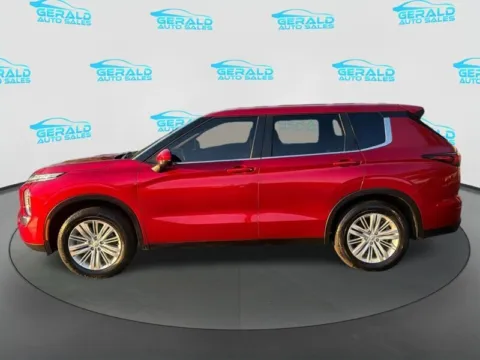 Another view of 2024 Mitsubishi Outlander ES for sale in Joliet, IL at Gerald Auto Sales