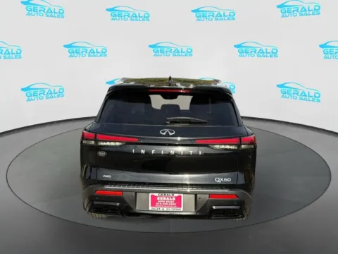 More photos of 2023 INFINITI QX60 Luxe at Gerald Auto Sales, IL