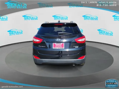More photos of 2015 Hyundai TUCSON Limited at Gerald Auto Sales, IL