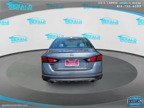 More photos of 2020 Nissan Altima 2.5 SR at Gerald Auto Sales, IL