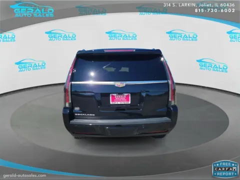 More photos of 2020 Cadillac Escalade Platinum at Gerald Auto Sales, IL