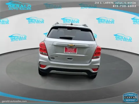 More photos of 2022 Chevrolet Trax LT at Gerald Auto Sales, IL