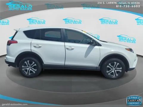 More photos of 2018 Toyota RAV4 LE at Gerald Auto Sales, IL