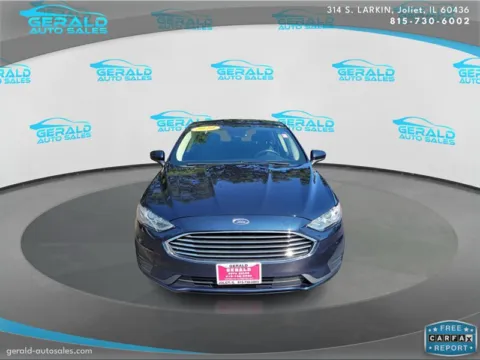 Photos of 2020 Ford Fusion SE for sale in Joliet, IL at Gerald Auto Sales
