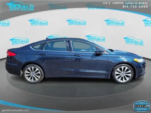 More photos of 2020 Ford Fusion SE at Gerald Auto Sales, IL