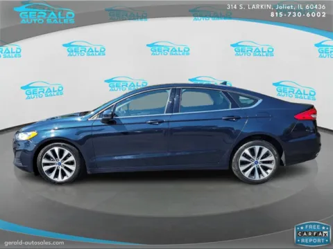 Another view of 2020 Ford Fusion SE for sale in Joliet, IL at Gerald Auto Sales