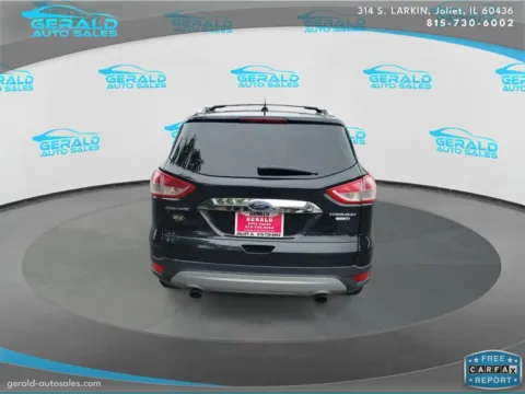 More photos of 2014 Ford Escape Titanium at Gerald Auto Sales, IL