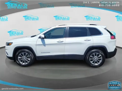 Another view of 2019 Jeep Cherokee Latitude Plus for sale in Joliet, IL at Gerald Auto Sales