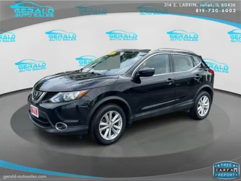 Black 2018 Nissan Rogue Sport SV for sale in Joliet, IL