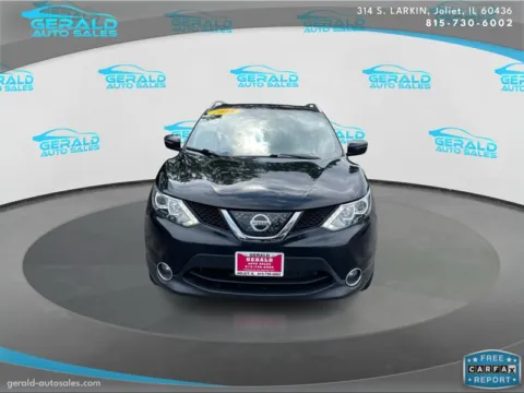 Photos of 2018 Nissan Rogue Sport SV for sale in Joliet, IL at Gerald Auto Sales