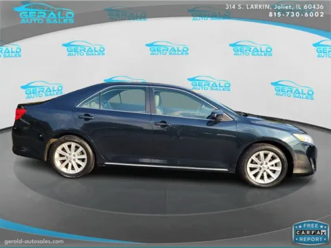 More photos of 2014 Toyota Camry XLE at Gerald Auto Sales, IL