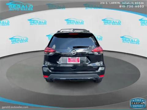 More photos of 2018 Nissan Rogue SV at Gerald Auto Sales, IL