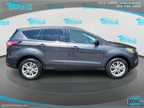 More photos of 2017 Ford Escape SE at Gerald Auto Sales, IL
