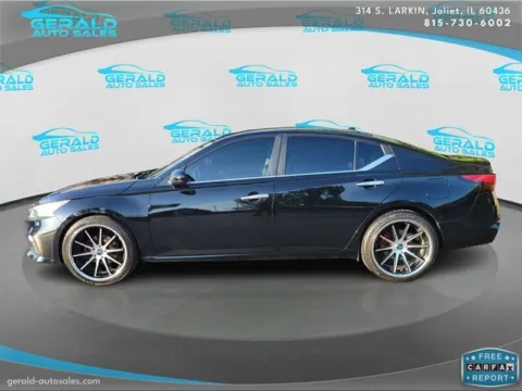 Another view of 2020 Nissan Altima 2.5 S for sale in Joliet, IL at Gerald Auto Sales