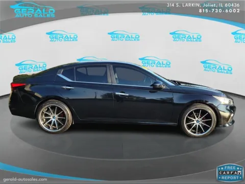More photos of 2020 Nissan Altima 2.5 S at Gerald Auto Sales, IL