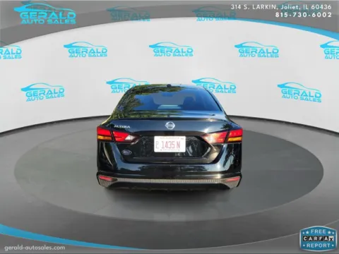 More photos of 2020 Nissan Altima 2.5 S at Gerald Auto Sales, IL