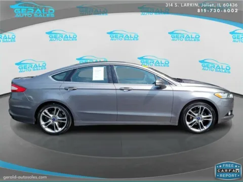 More photos of 2014 Ford Fusion Titanium at Gerald Auto Sales, IL