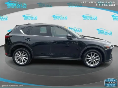 More photos of 2020 Mazda CX-5 Grand Touring at Gerald Auto Sales, IL