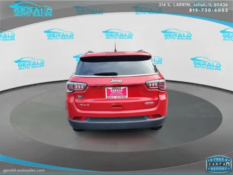 More photos of 2021 Jeep Compass Latitude at Gerald Auto Sales, IL