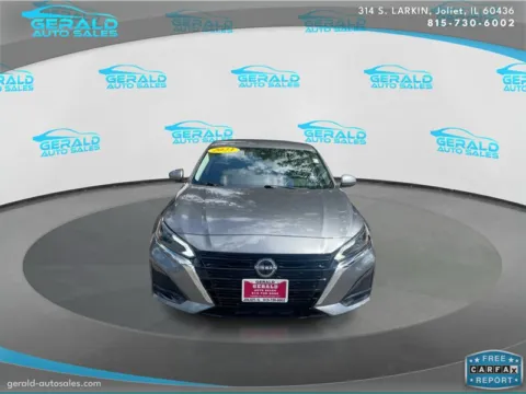 Photos of 2023 Nissan Altima 2.5 S for sale in Joliet, IL at Gerald Auto Sales