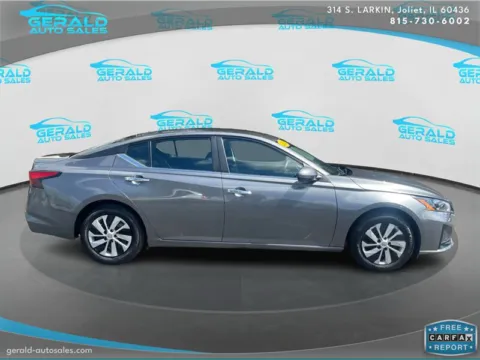 More photos of 2023 Nissan Altima 2.5 S at Gerald Auto Sales, IL