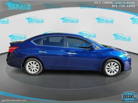 More photos of 2017 Nissan Sentra S at Gerald Auto Sales, IL