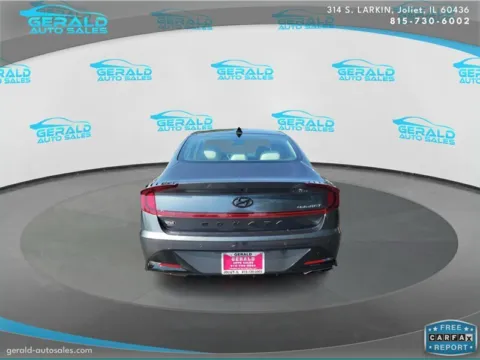 More photos of 2022 Hyundai SONATA Limited at Gerald Auto Sales, IL