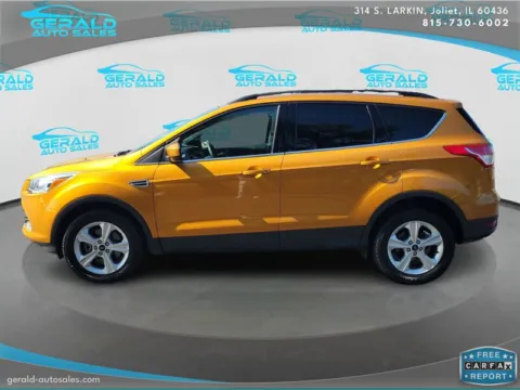 Another view of 2016 Ford Escape SE for sale in Joliet, IL at Gerald Auto Sales