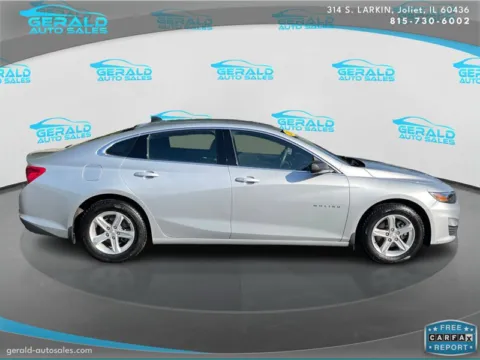 More photos of 2019 Chevrolet Malibu LS at Gerald Auto Sales, IL