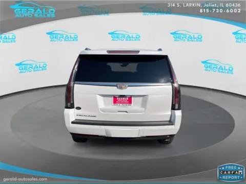 More photos of 2019 Cadillac Escalade Premium Luxury at Gerald Auto Sales, IL