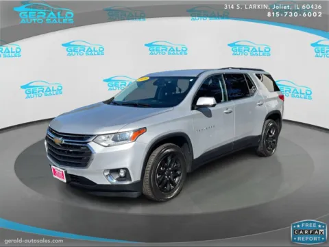 Silver 2020 Chevrolet Traverse LT Cloth for sale in Joliet, IL