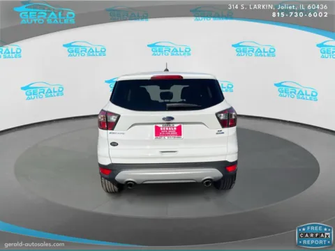 More photos of 2017 Ford Escape SE at Gerald Auto Sales, IL