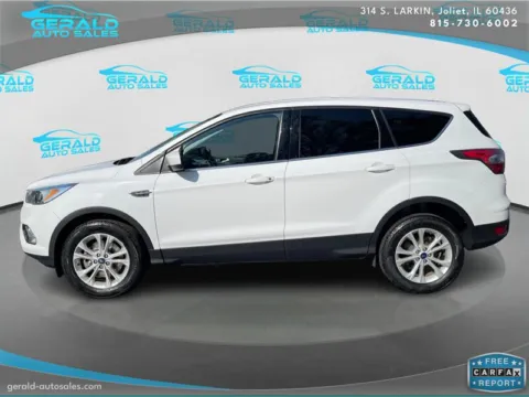 Another view of 2017 Ford Escape SE for sale in Joliet, IL at Gerald Auto Sales