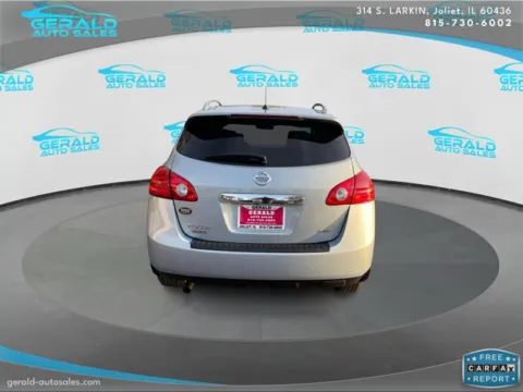 More photos of 2015 Nissan Rogue Select S at Gerald Auto Sales, IL