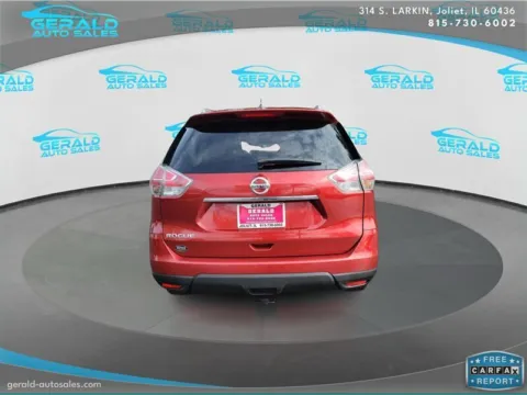 More photos of 2015 Nissan Rogue SV at Gerald Auto Sales, IL