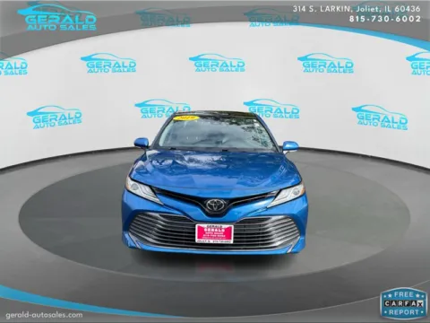 Photos of 2019 Toyota Camry XLE for sale in Joliet, IL at Gerald Auto Sales