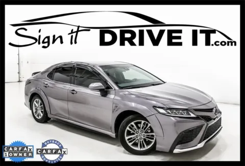 Silver 2023 Toyota Camry XSE for sale in Denton, TX