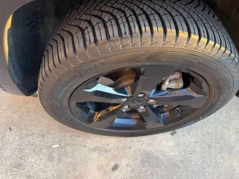 More photos of 2022 Jeep Grand Cherokee L Altitude at Sign It Drive It, TX