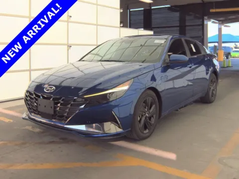 Blue 2022 Hyundai Elantra SEL for sale in Denton, TX