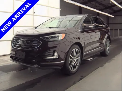 Red 2019 Ford Edge Titanium for sale in Denton, TX