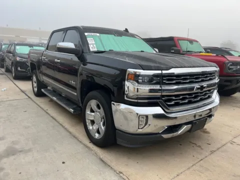 More photos of 2018 Chevrolet Silverado 1500 LTZ at Sign It Drive It, TX