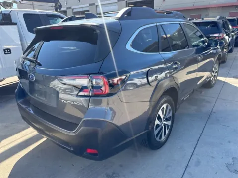 More photos of 2023 Subaru Outback Premium at Sign It Drive It, TX