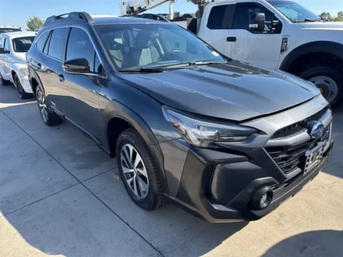 More photos of 2023 Subaru Outback Premium at Sign It Drive It, TX