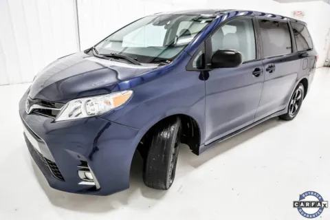 Photos of 2020 Toyota Sienna L for sale in Denton, TX at Sign It Drive It
