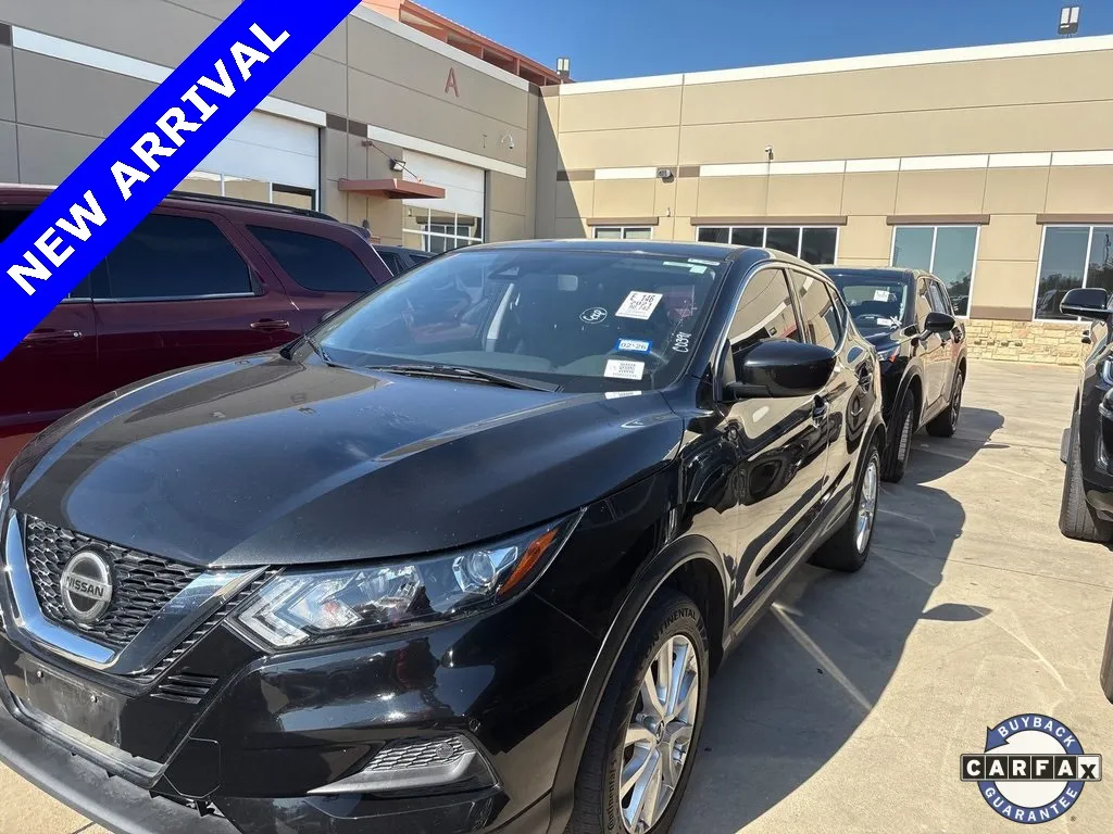 Black 2021 Nissan Rogue Sport S for sale in Denton, TX