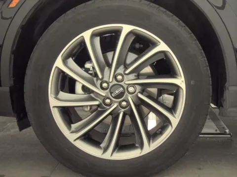 More photos of 2023 Lincoln Corsair Standard at Sign It Drive It, TX