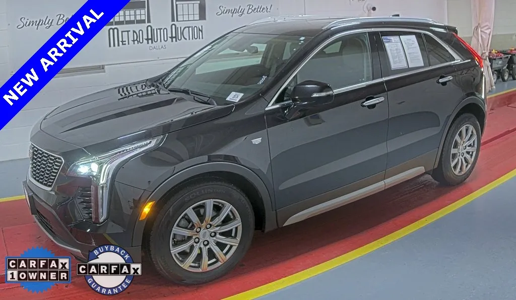 Black 2023 Cadillac XT4 Premium Luxury for sale in Denton, TX