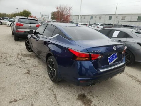 Another view of 2023 Nissan Altima 2.5 SR for sale in Denton, TX at Sign It Drive It
